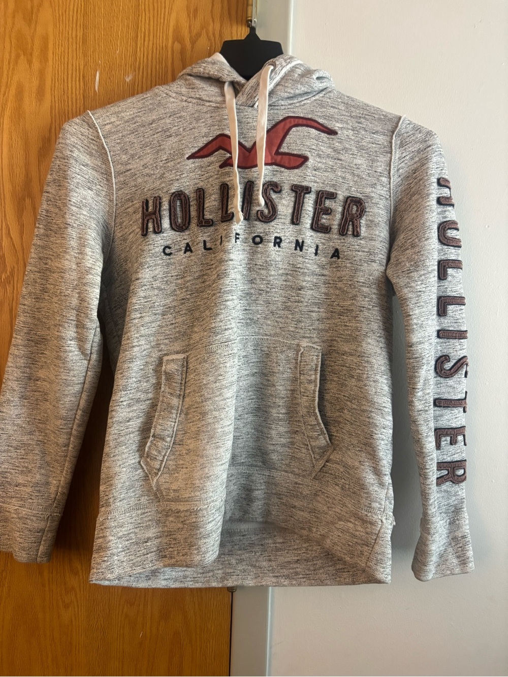 Hollister Men’s Heather Gray Crewneck Hoodie with Maroon Logo
